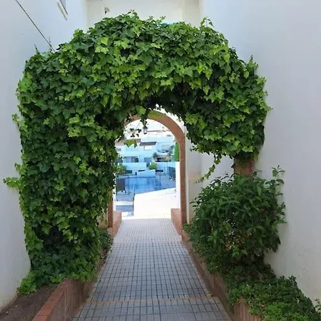 řadový Dům U Moře, 20 Minut Od Letiště, Bazén